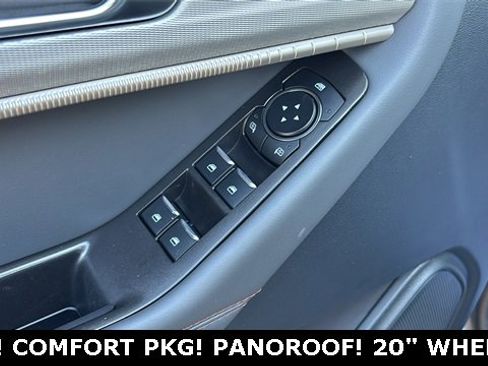 New 2025 Ford Explorer Active w/ Active Comfort Package image 24