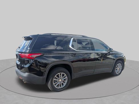 Used 2023 Chevrolet Traverse LT FWD image 4