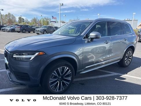 Used 2020 Volvo XC90 T5 Momentum w/ Protection Package Premier AWD/4WD image 1