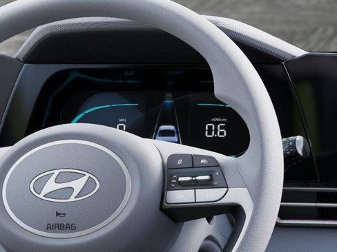 New 2026 Hyundai Elantra SE FWD image 14