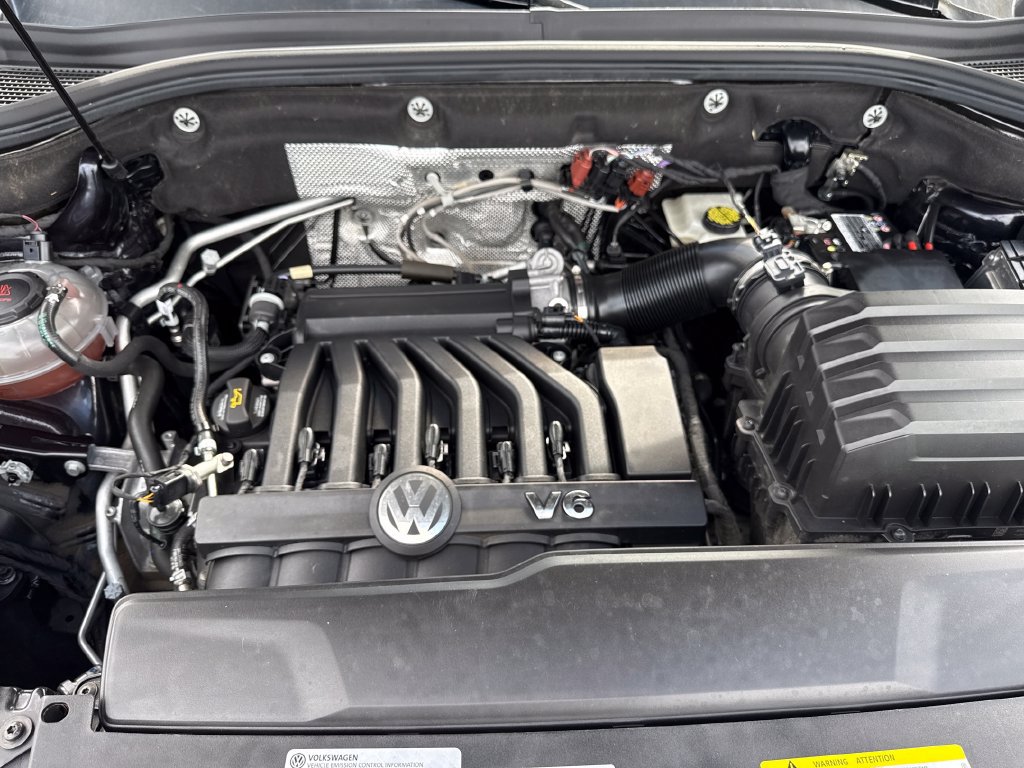 Used 2022 Volkswagen Atlas Cross Sport SE FWD image 28
