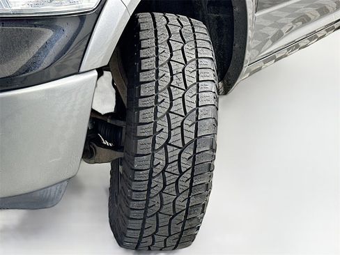 Used 2013 RAM 1500 Outdoorsman image 25