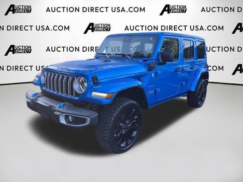 Used 2024 Jeep Wrangler Unlimited Sahara AWD/4WD image 1