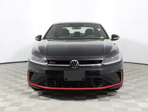 Used 2025 Volkswagen Jetta GLI Autobahn FWD image 28