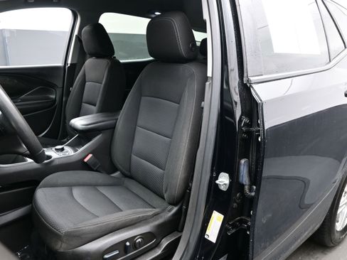 Used 2022 GMC Terrain SLE w/ Driver Convenience Package AWD/4WD image 13