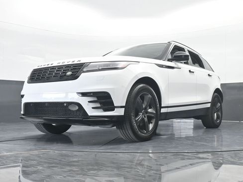 Used 2025 Land Rover Range Rover Velar Dynamic SE image 56