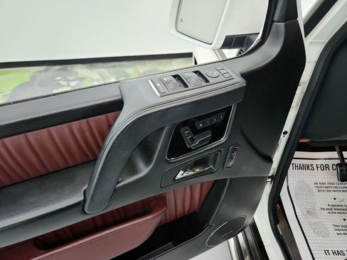 Used 2016 Mercedes-Benz G 63 AMG 4MATIC image 24