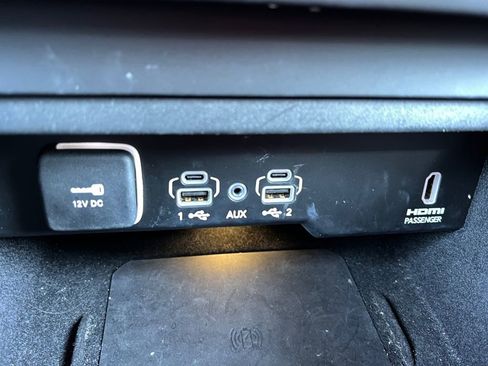 Used 2022 Jeep Grand Wagoneer Series II image 24