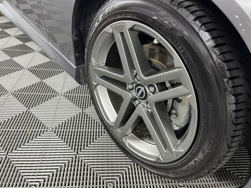Used 2024 Nissan Z Performance w/ Floor Mat Package RWD image 12