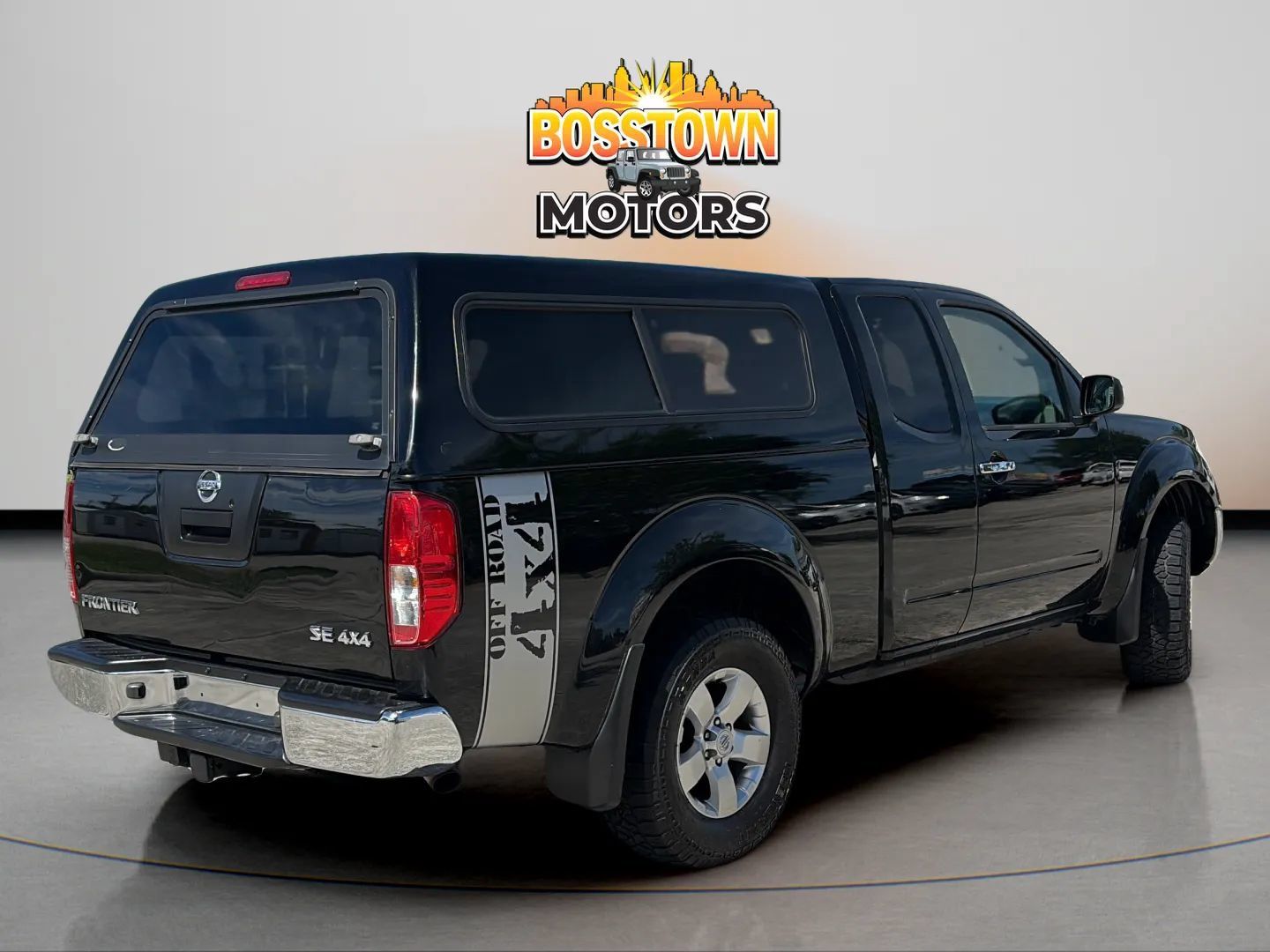 Used 2010 Nissan Frontier SE w/ SE Value Truck Pkg AWD/4WD image 7