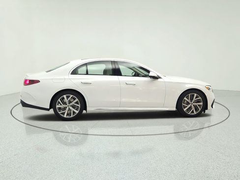 New 2027 Mercedes-Benz E 450 4MATIC Sedan image 4