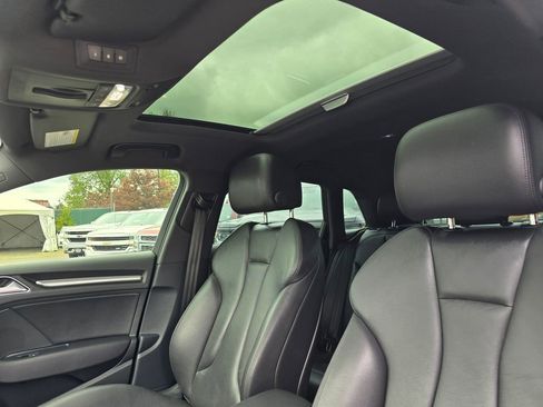 Used 2018 Audi A3 e-tron Prestige w/ Prestige Package FWD image 20