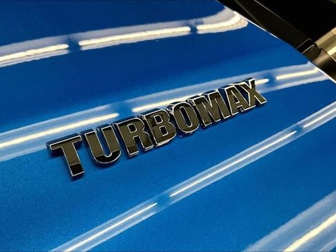Used 2025 Chevrolet Silverado 1500 LT AWD/4WD image 35