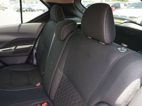 Used 2021 Nissan Kicks SV FWD image 13