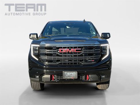Used 2023 GMC Sierra 1500 AT4 w/ Technology Package image 2