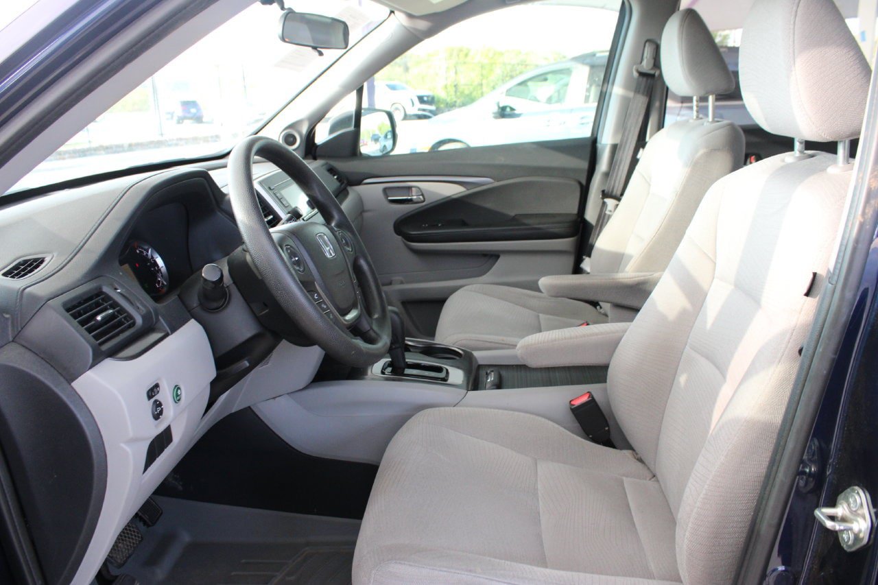Used 2016 Honda Pilot LX image 10