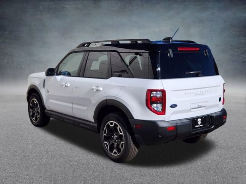 New 2025 Ford Bronco Sport Outer Banks image 5