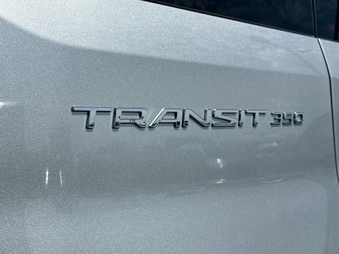 Used 2025 Ford Transit 350 XL image 9