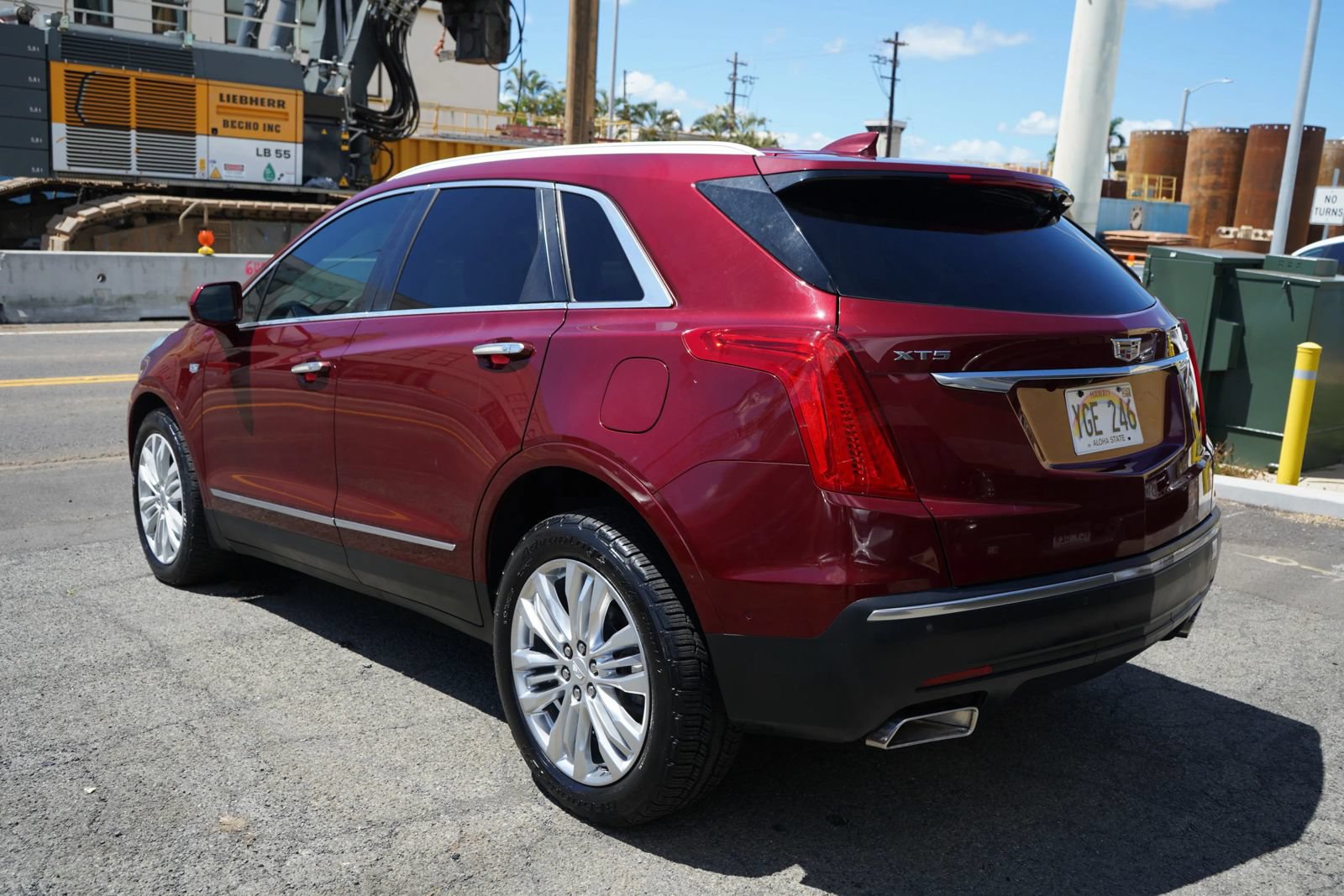 Used 2017 Cadillac XT5 Premium Luxury w/ Driver Assist Package FWD image 21