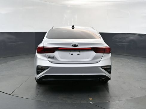 Used 2021 Kia Forte LXS FWD image 4
