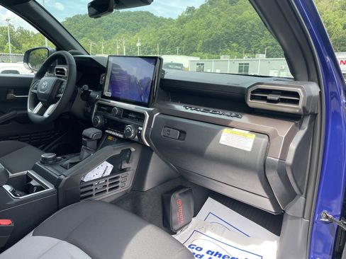 New 2025 Toyota Tacoma TRD Sport image 20