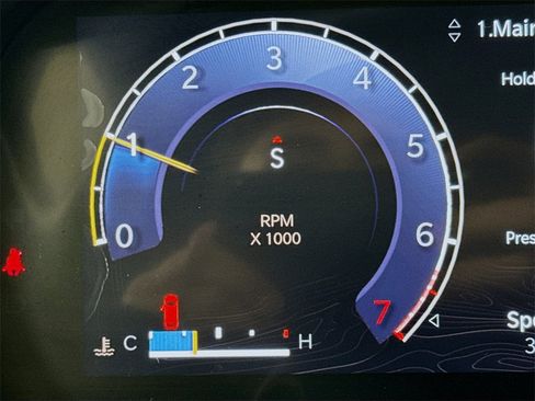 Used 2021 Jeep Grand Cherokee L Laredo image 12