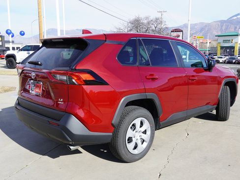 Certified 2025 Toyota RAV4 LE image 8