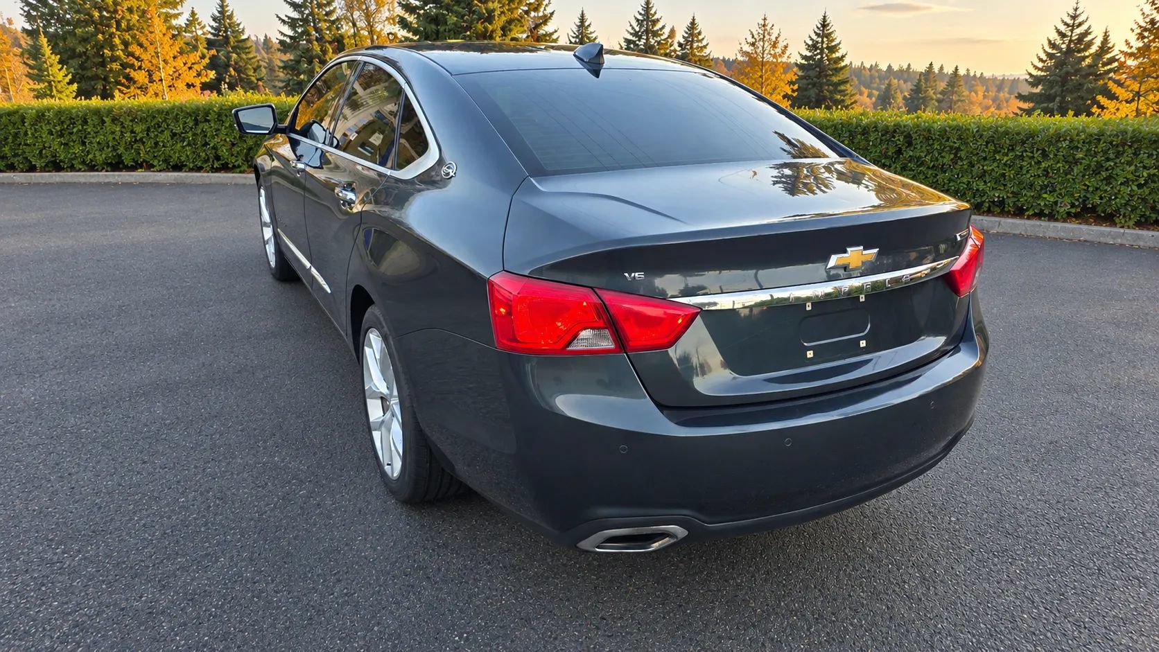 Used 2018 Chevrolet Impala Premier FWD image 7