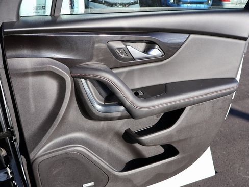 Used 2019 Chevrolet Blazer RS image 11