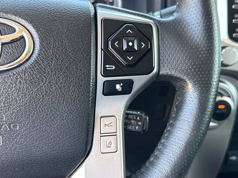 Used 2021 Toyota 4Runner Limited AWD/4WD image 17
