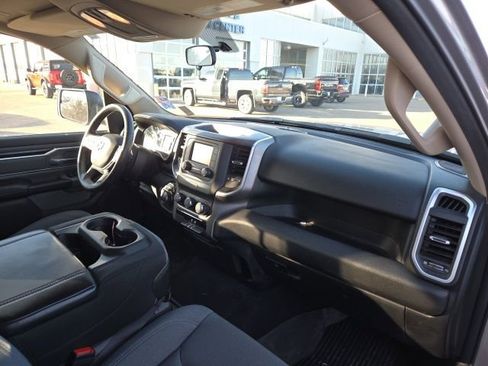 Used 2019 RAM 1500 Big Horn image 11