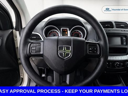 Used 2019 Dodge Journey SE FWD image 11