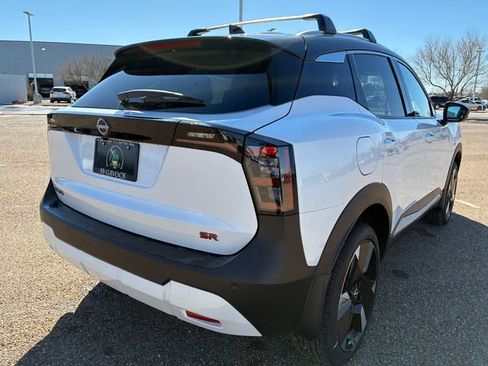 New 2026 Nissan Kicks SR image 6