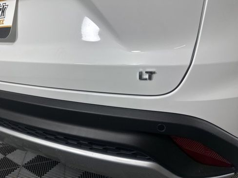 New 2026 Chevrolet Trax LT w/ Driver Confidence Package image 9