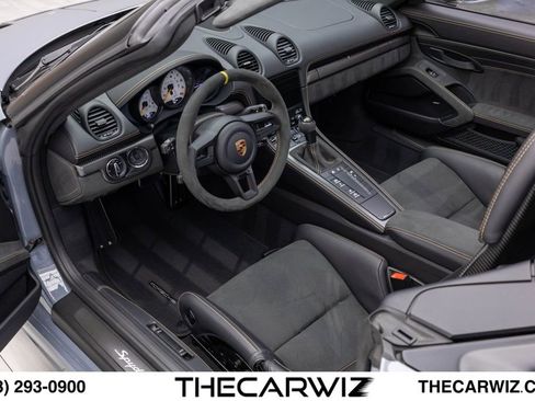 Used 2024 Porsche 718 Boxster Spyder RS RWD image 39