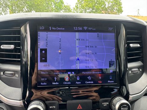 Used 2019 RAM 1500 Big Horn AWD/4WD image 25