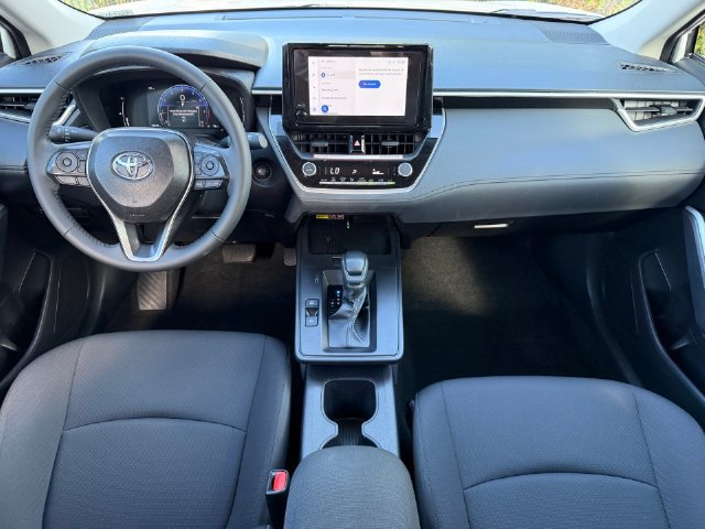 Used 2026 Toyota Corolla Cross LE FWD image 22