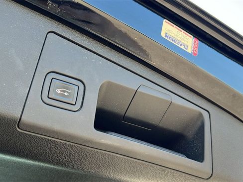 Used 2020 Cadillac XT4 Sport image 38