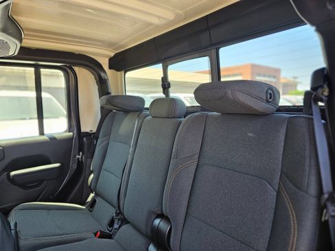 New 2026 Jeep Gladiator Sport AWD/4WD image 24