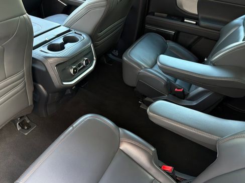 Certified 2025 Ford Expedition Active AWD/4WD image 13