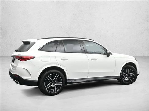 Certified 2026 Mercedes-Benz GLC 300 4MATIC image 6
