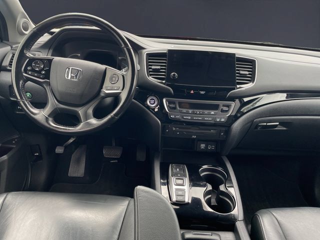 Used 2019 Honda Pilot Touring image 10