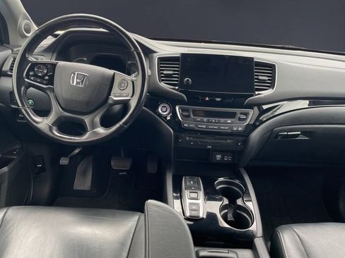 Used 2019 Honda Pilot Touring image 10