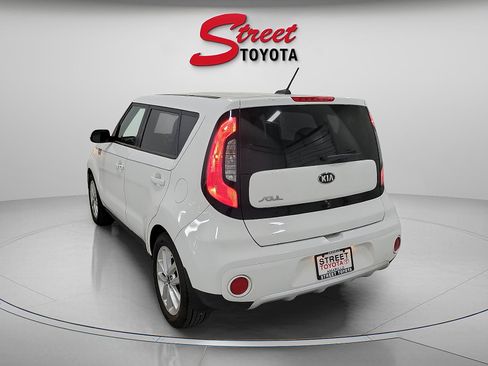 Used 2017 Kia Soul + w/ Audio Package FWD image 2