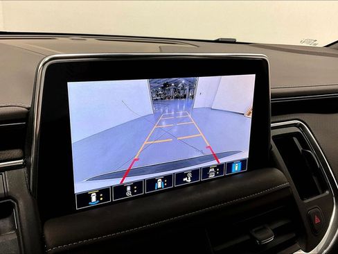 Used 2021 GMC Yukon SLT w/ SLT Luxury Plus Package image 30