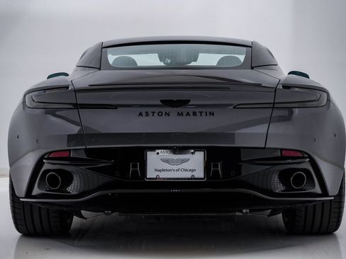 Used 2025 Aston Martin DB12 Coupe RWD image 7