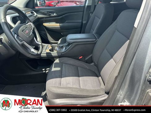 Certified 2023 GMC Acadia SLE w/ LPO, Cargo Package AWD/4WD image 17