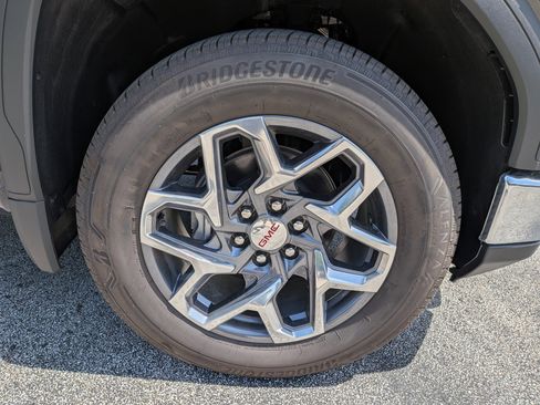 New 2026 GMC Sierra 1500 SLE w/ Preferred Package AWD/4WD image 12