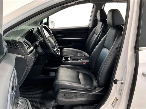 Used 2024 Honda Odyssey EX-L image 18