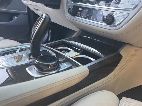 Used 2018 BMW 740i xDrive w/ Executive Package image 20